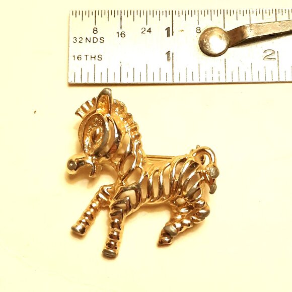 Gold-Tone Zebra Shaped Pin Brooch With Striped Openwork Design - Picture 6 of 6